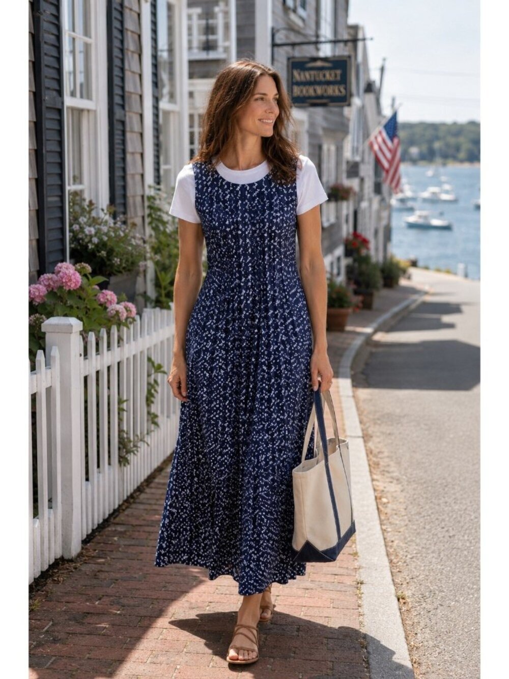 The Vermont Country Store Womens Jumper Sz Small Navy Floral Cotton Cottagecore